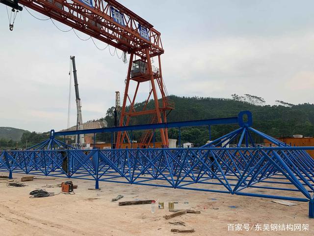 三天安装一套梁场钢筋笼吊具？钢结构网架的‘加速度’秘籍